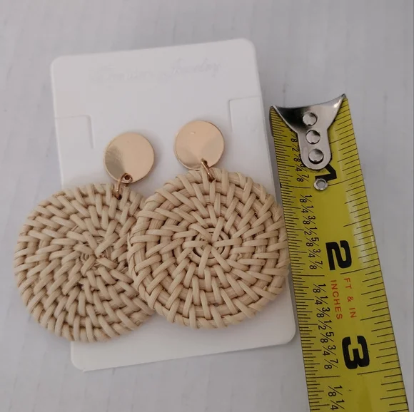 Rattan earrings - Picture 3 of 4